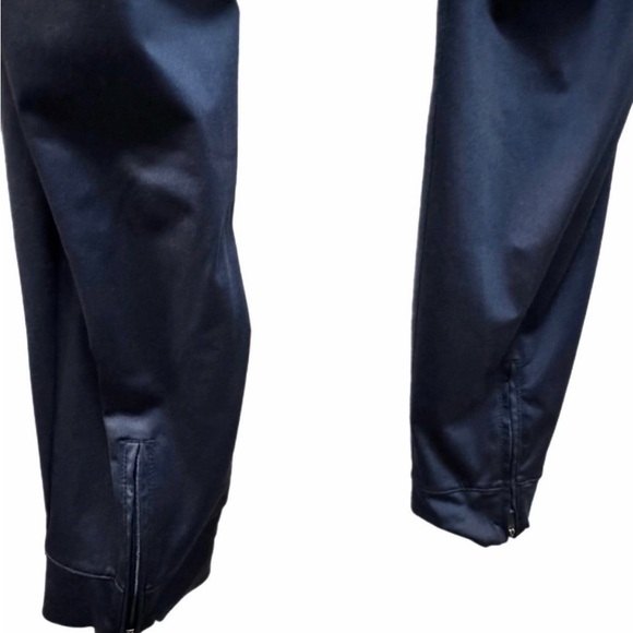 Rhone Commuter Jogger Slim Size 33 x 29 Navy - Picture 3 of 5
